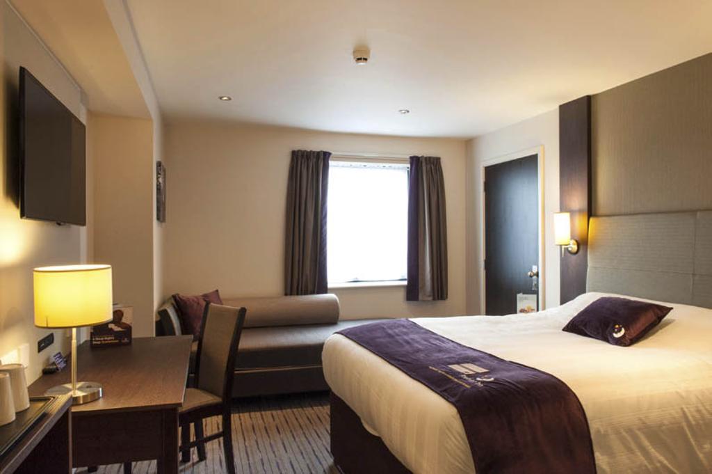 Premier Inn Birmingham City Centre Broad Street المظهر الخارجي الصورة