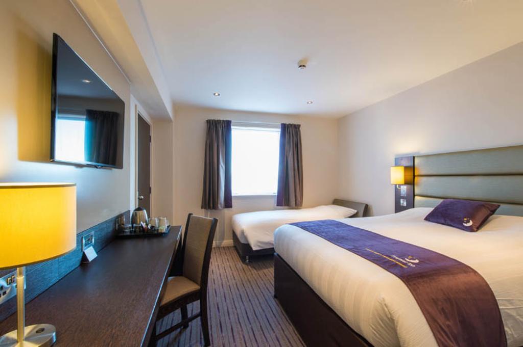 Premier Inn Birmingham City Centre Broad Street المظهر الخارجي الصورة