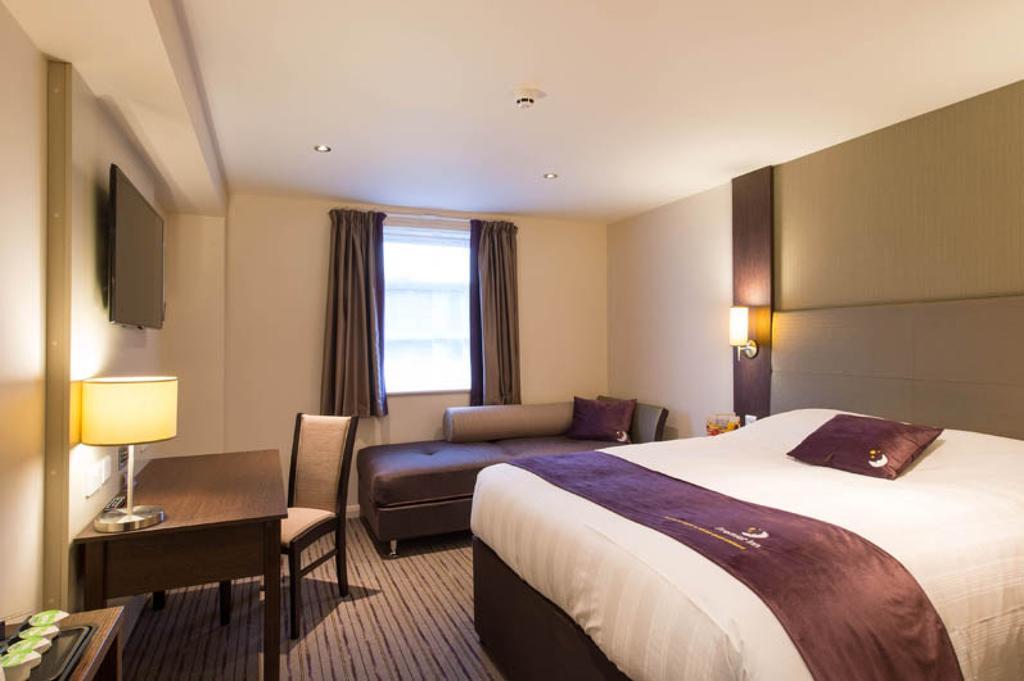 Premier Inn Birmingham City Centre Broad Street المظهر الخارجي الصورة