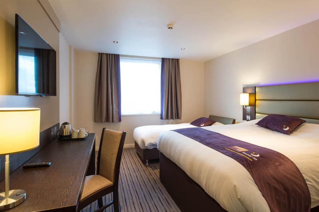 Premier Inn Birmingham City Centre Broad Street المظهر الخارجي الصورة